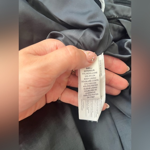 Banana republic black wool coat - Picture 6 of 6